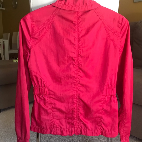 Light red jacket - Picture 3 of 3